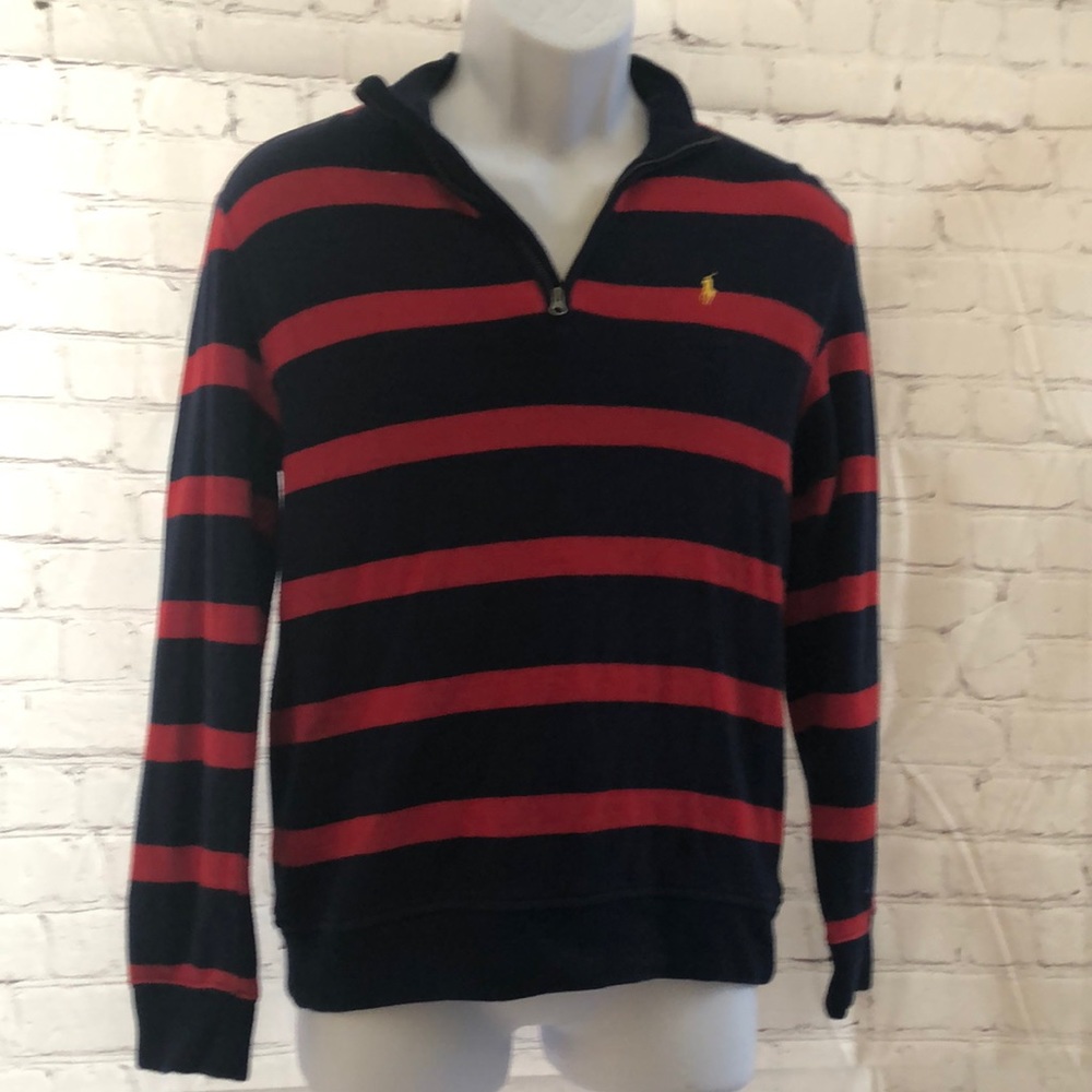 Fall Polo sweater no tears, stains or marks